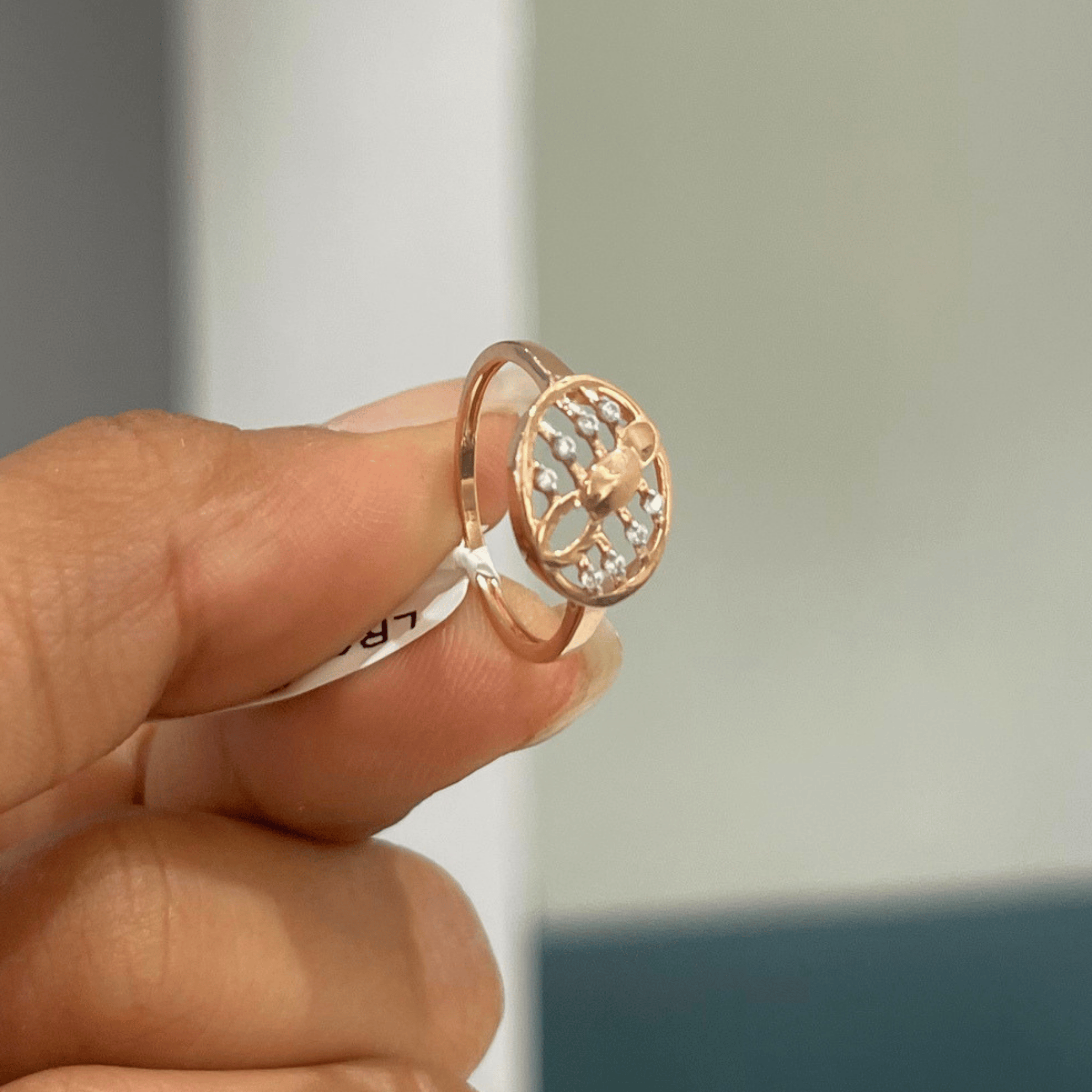 White Swan Spark Ring