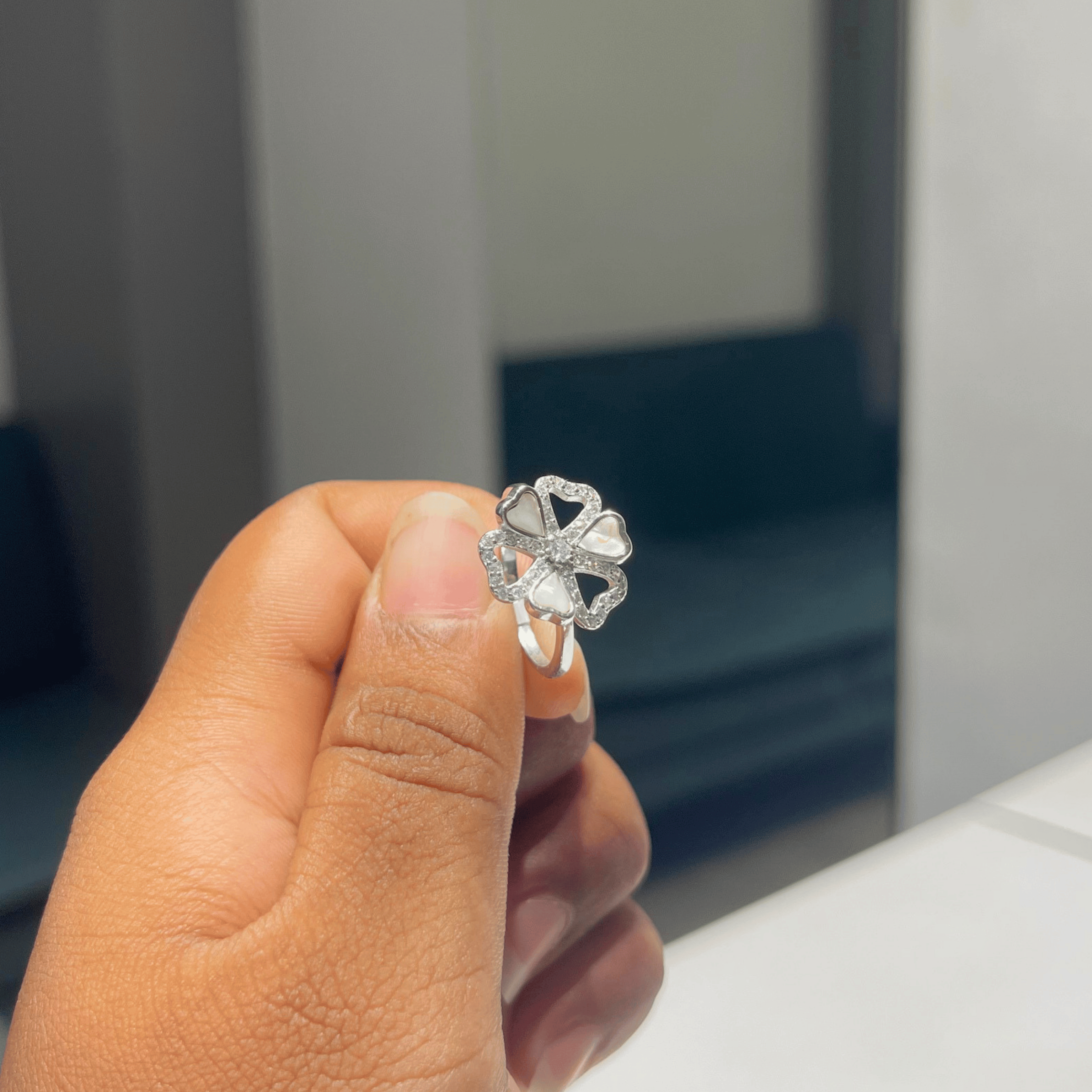 Glitter Touch Ring