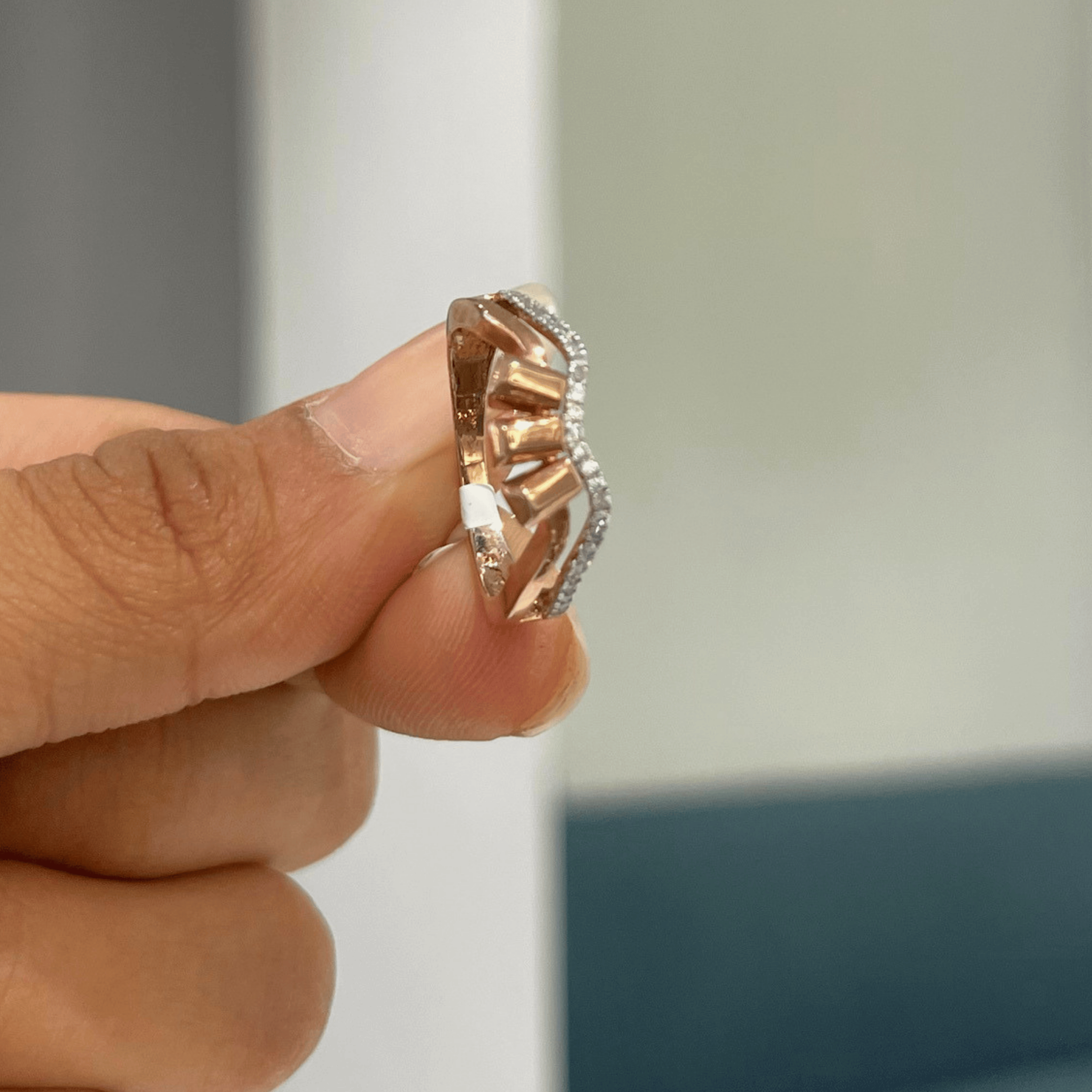 Aurora Spark Ring