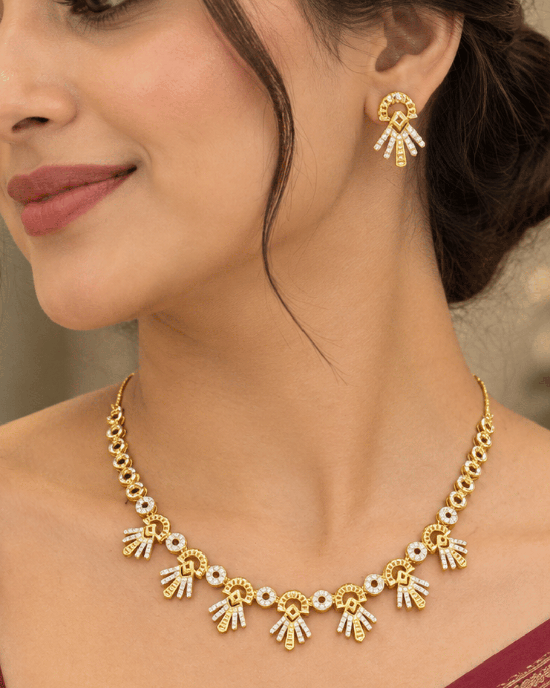 Mahira Elegance Necklace