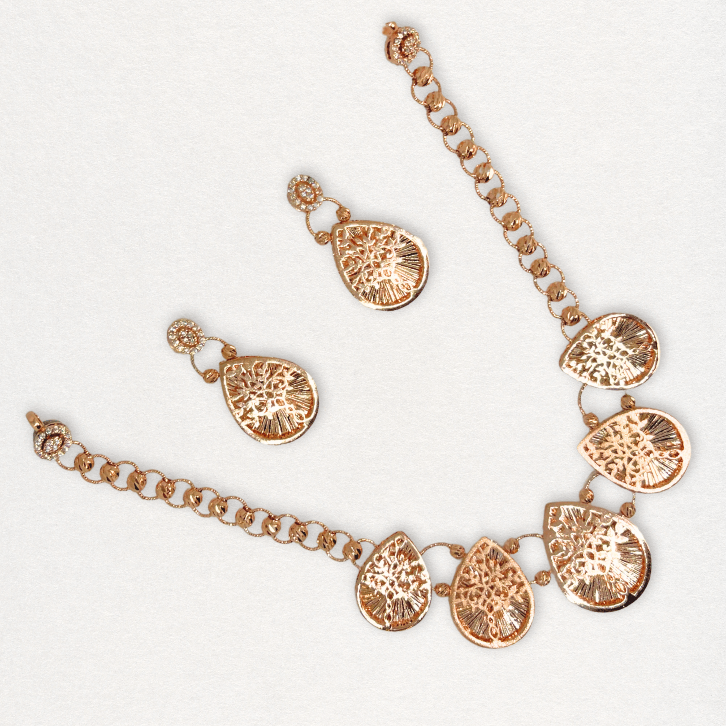 Mirror Concept Designer Necklace Set