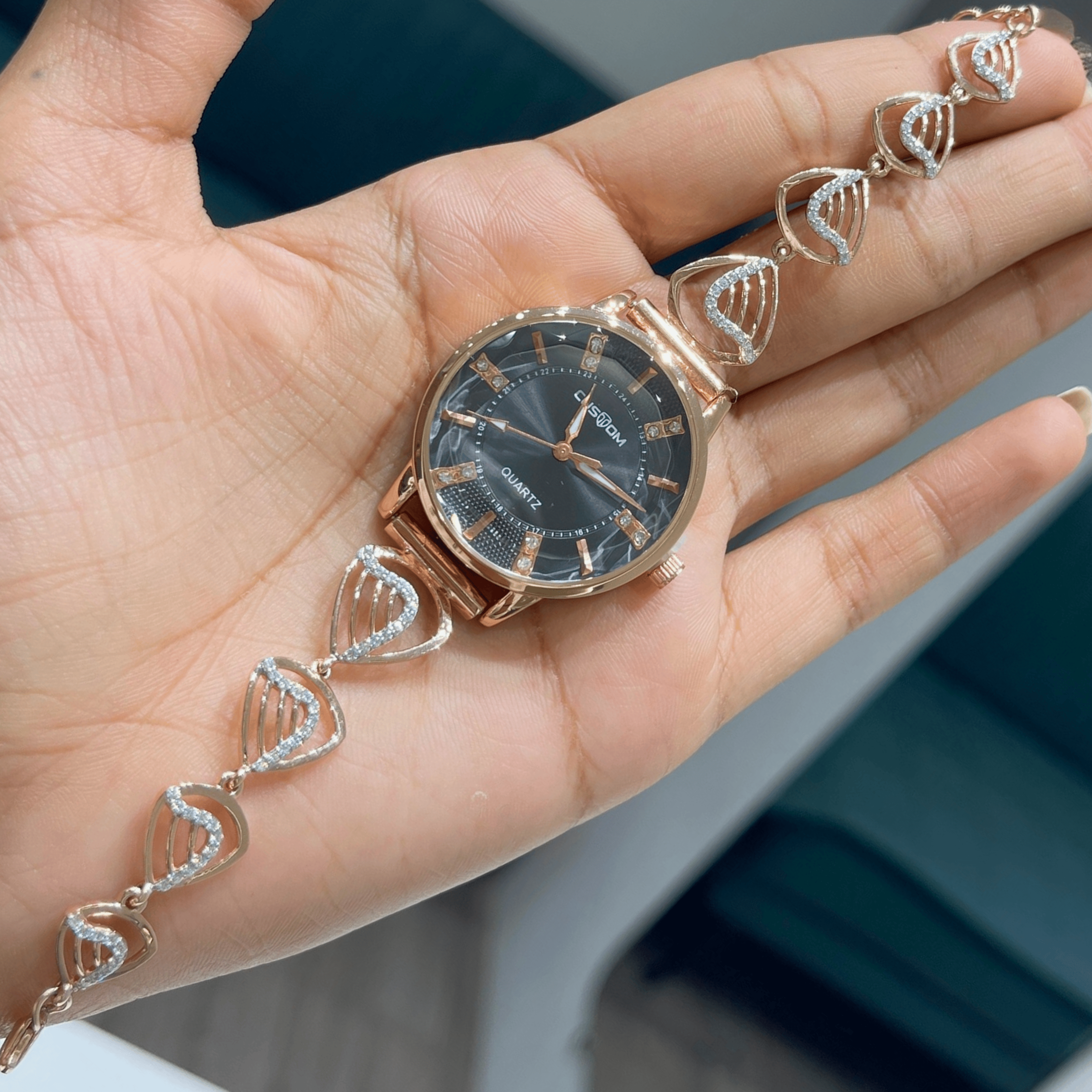 Diva Style Chain Watch