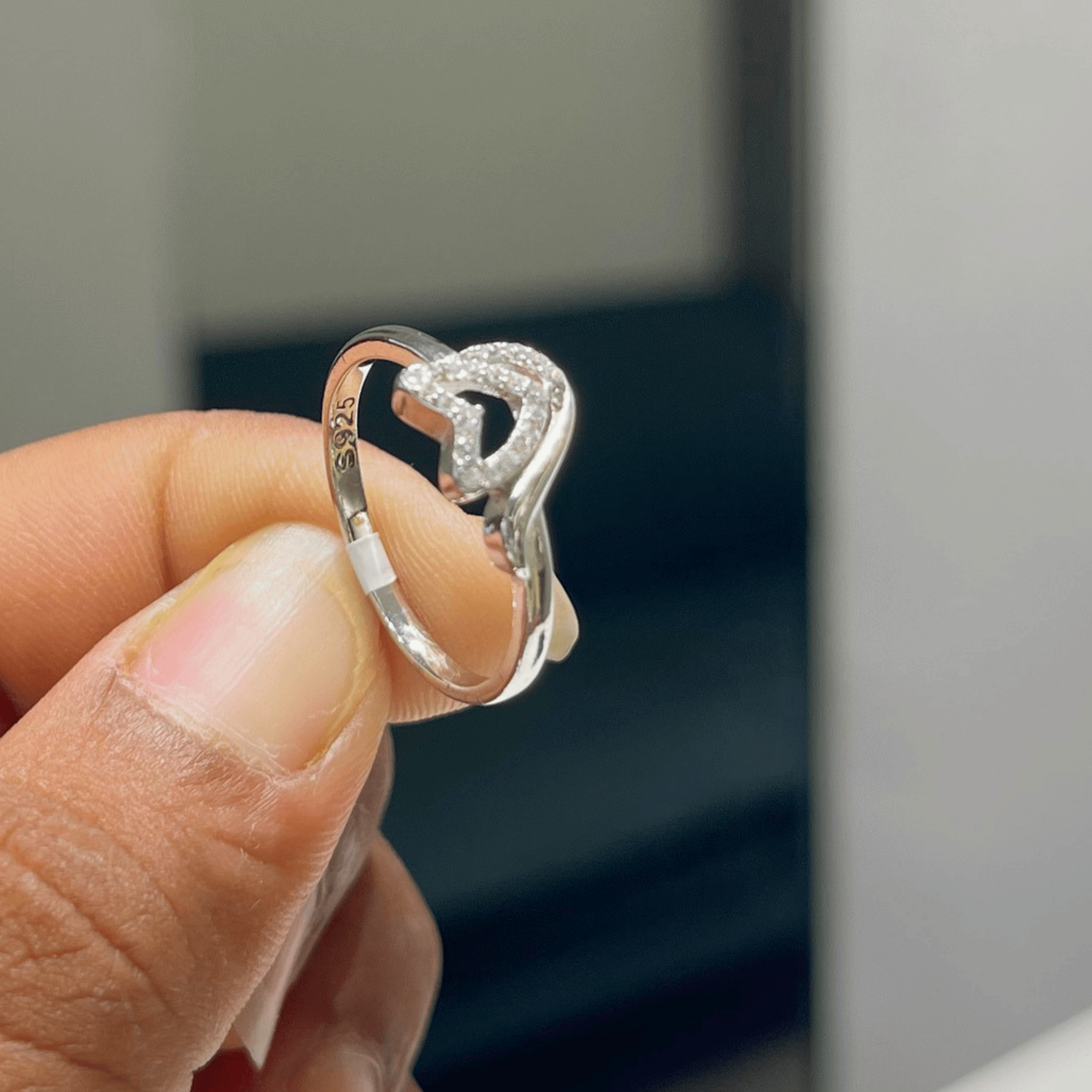 Elegant Diamond Ring