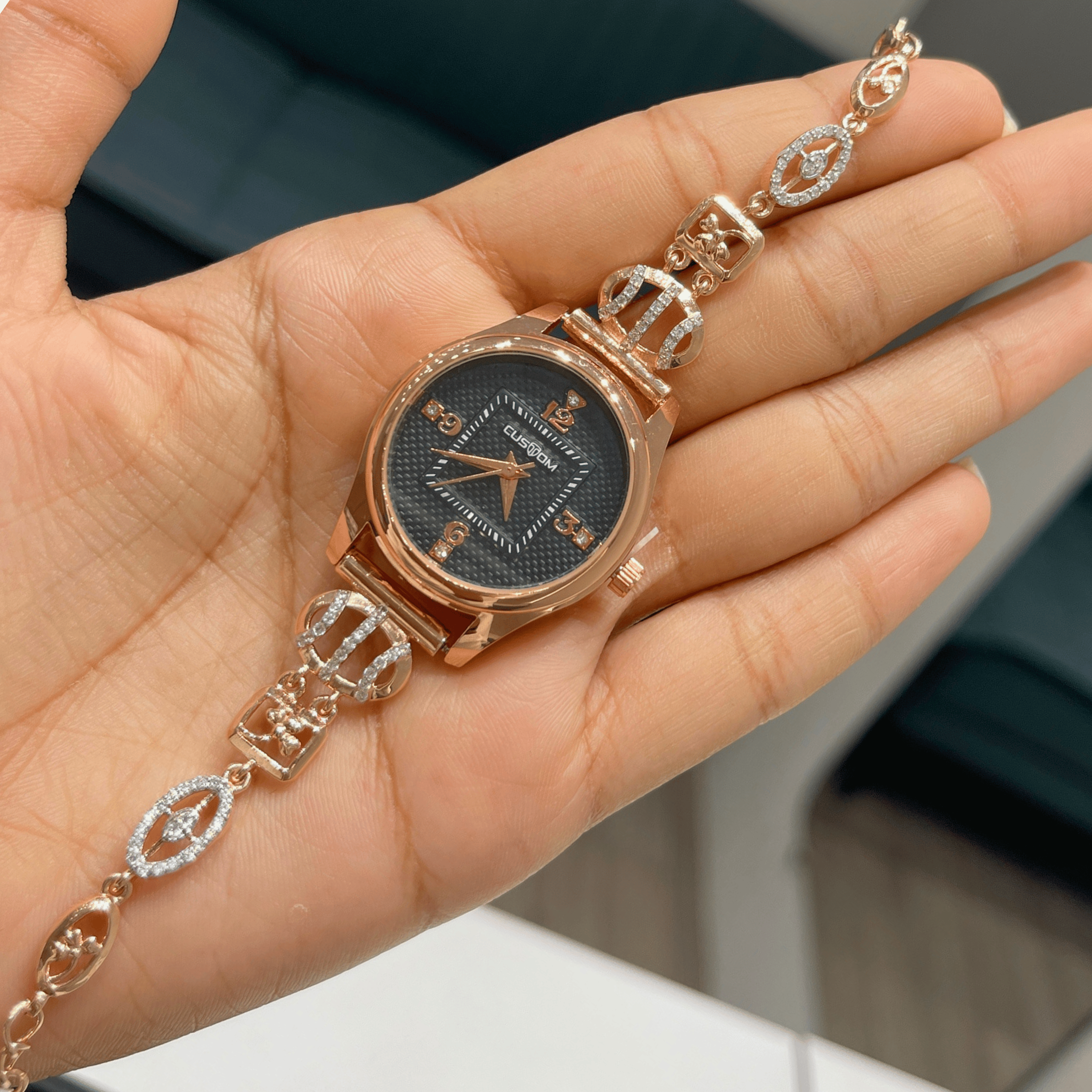 Crystal Link Beauty Watch