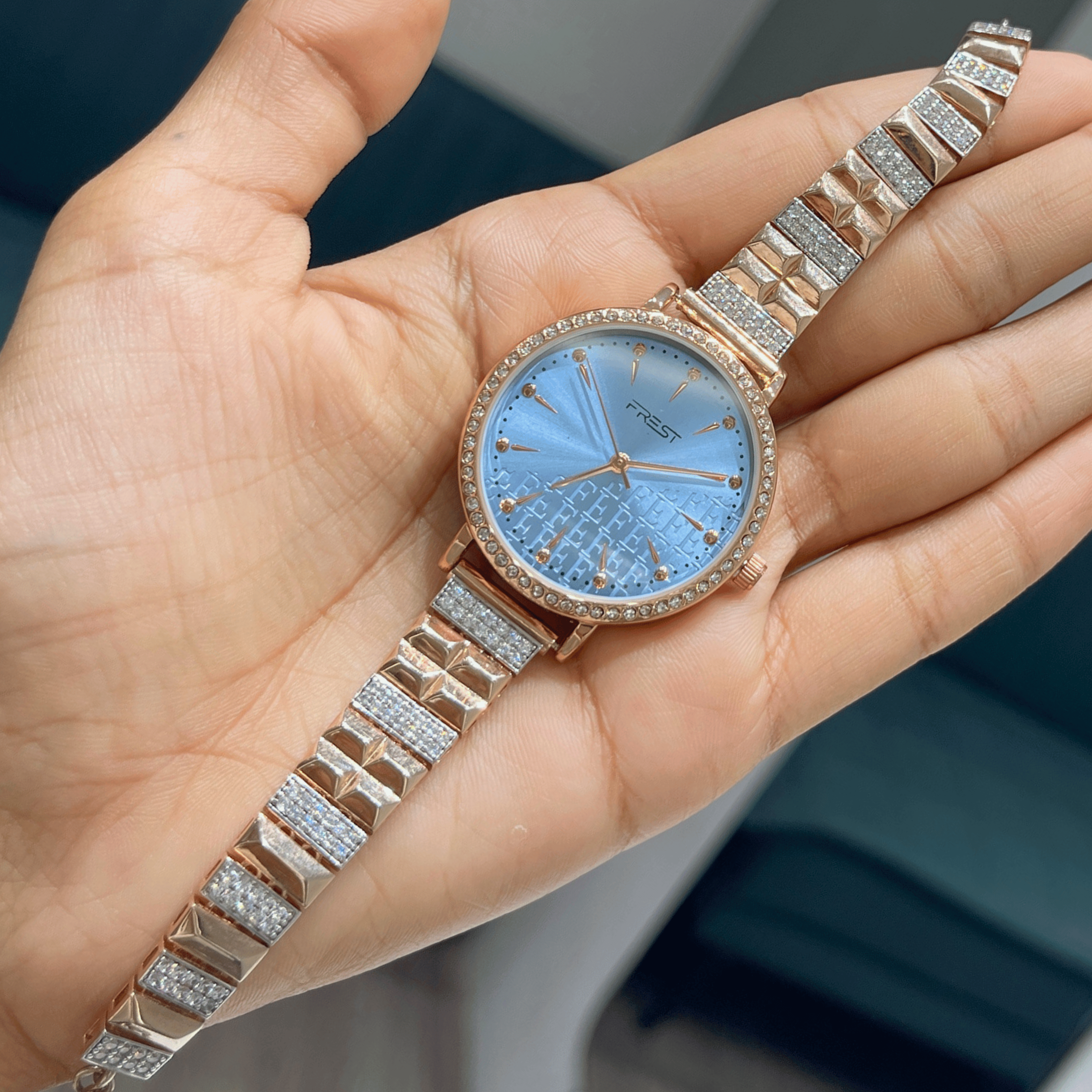 Chic Elegance Wrist Watch