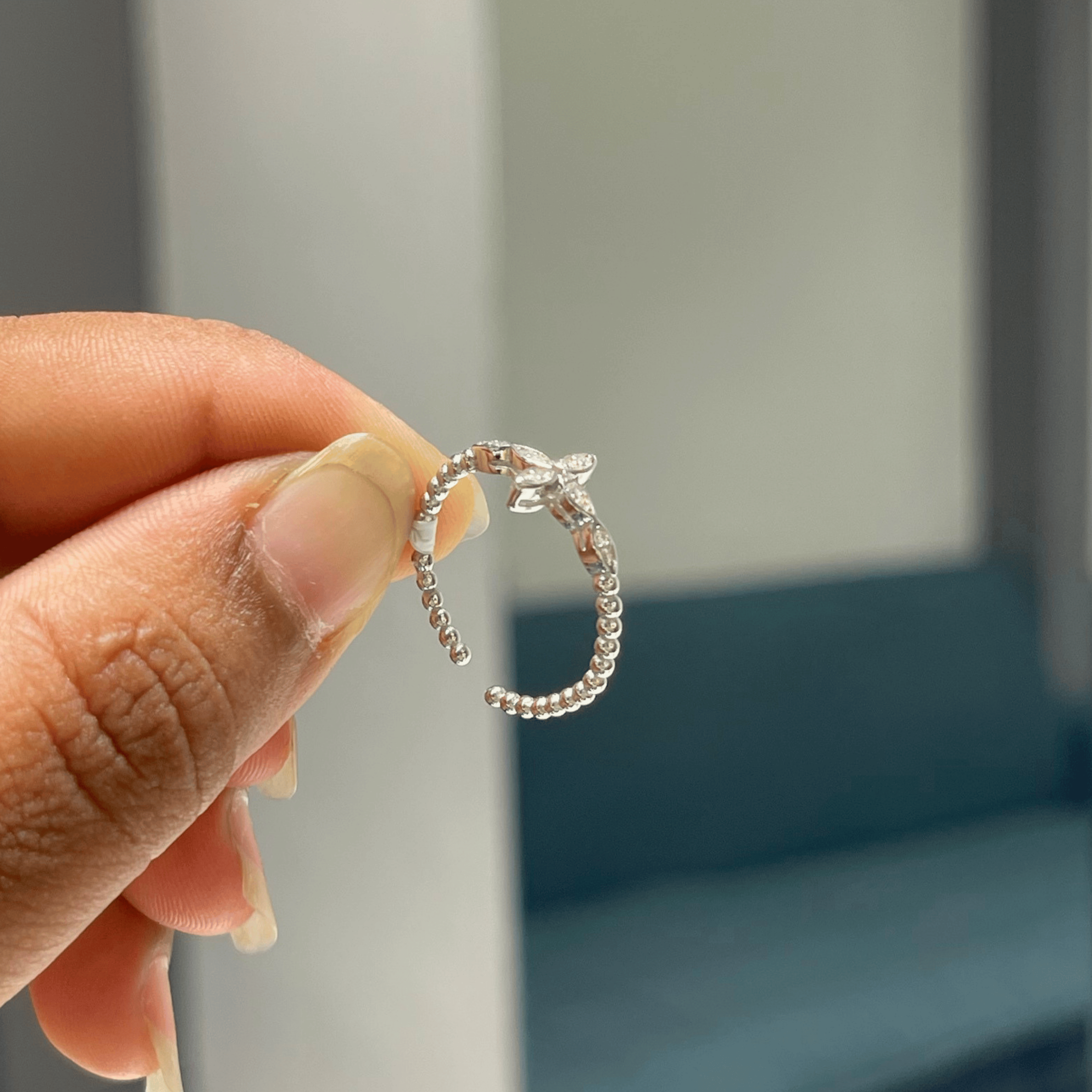 Elegant Wave Ring