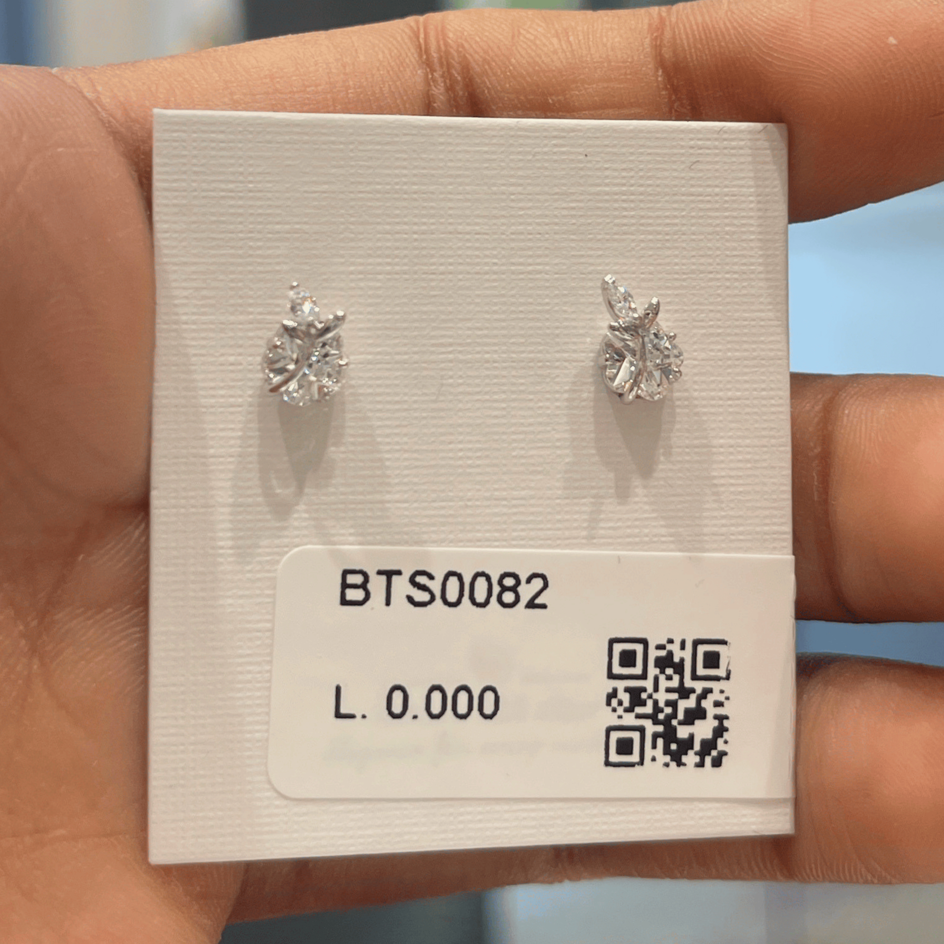 Trendy Studs