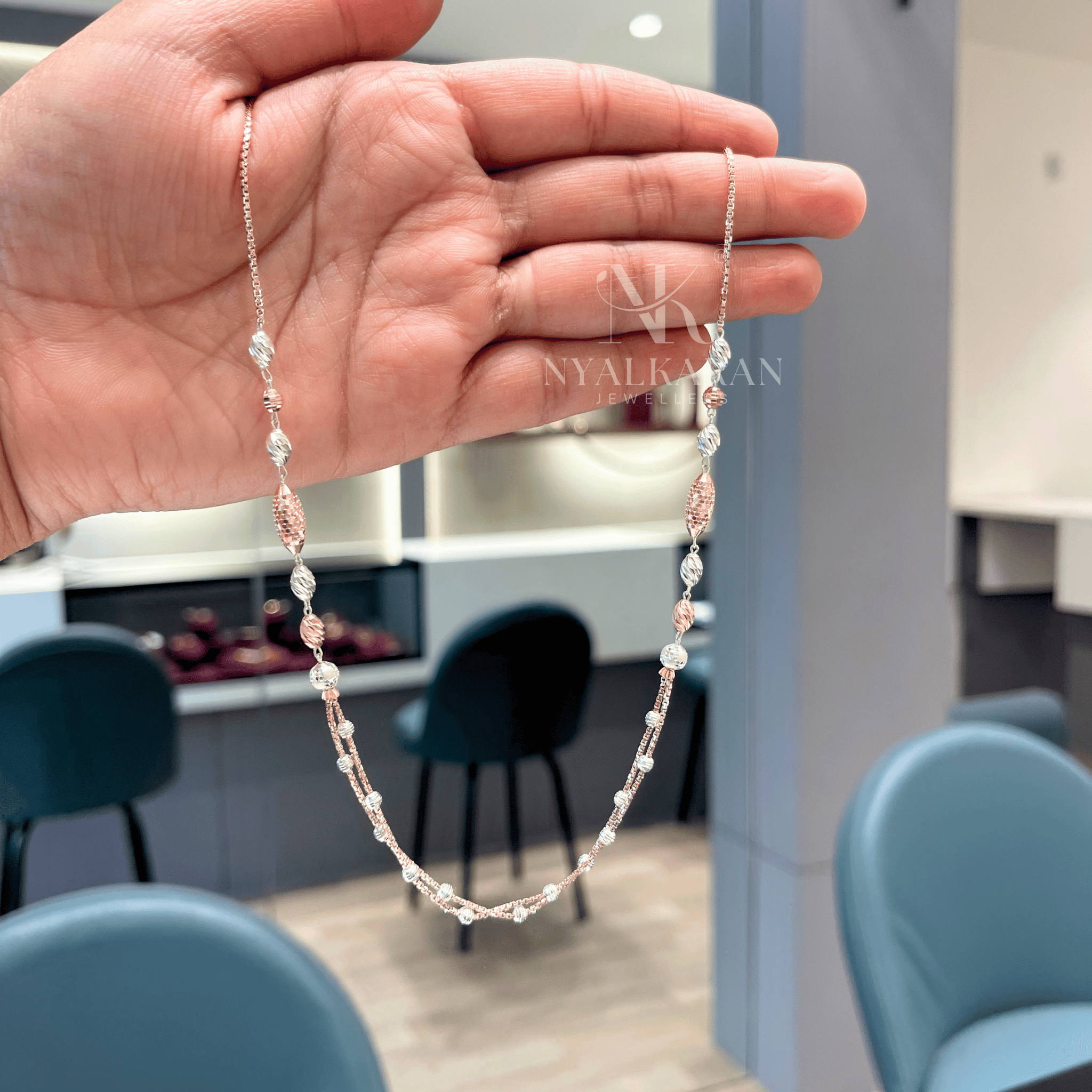 OvalGlow Dual Tone Silver Chain
