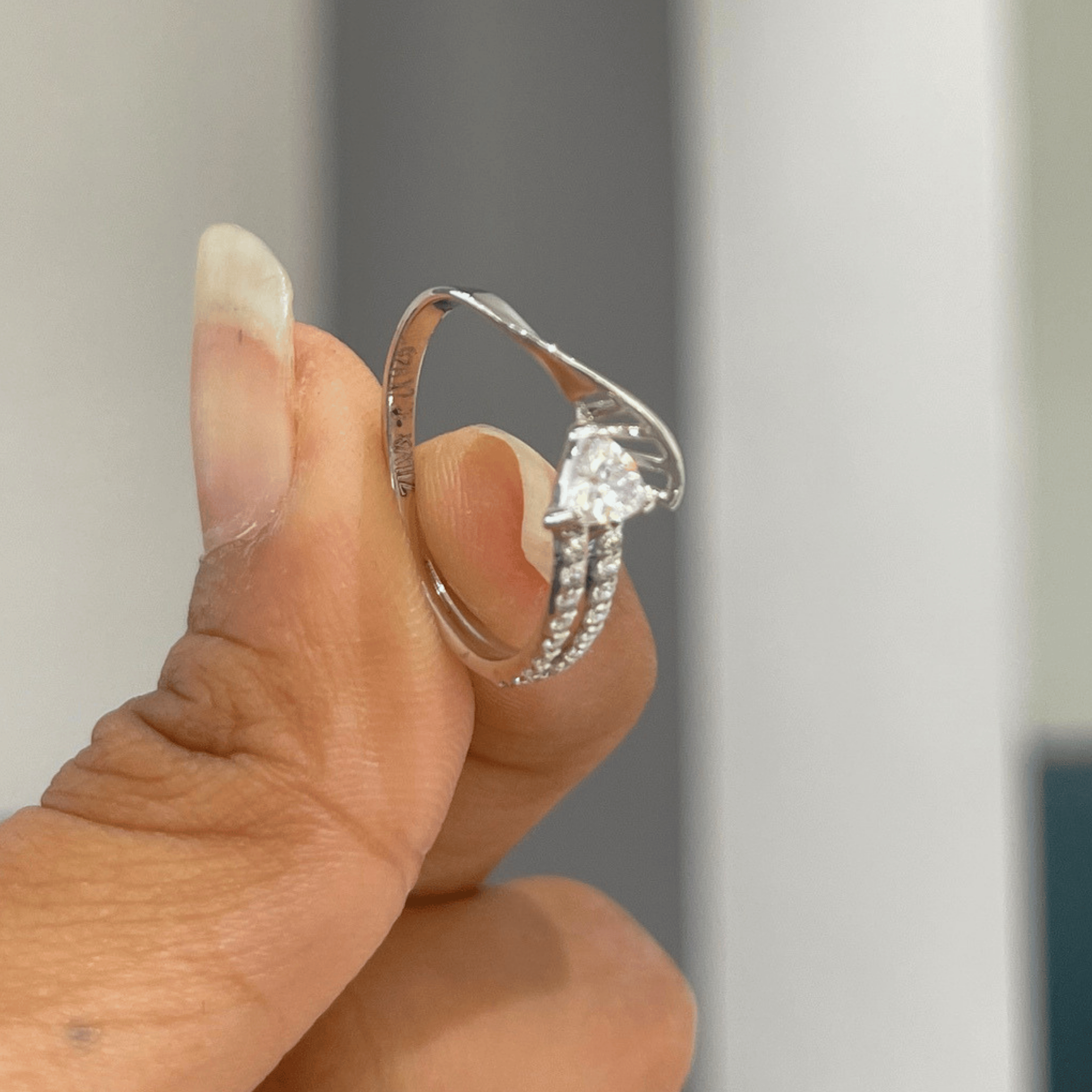 Moonlight Diamond Ring