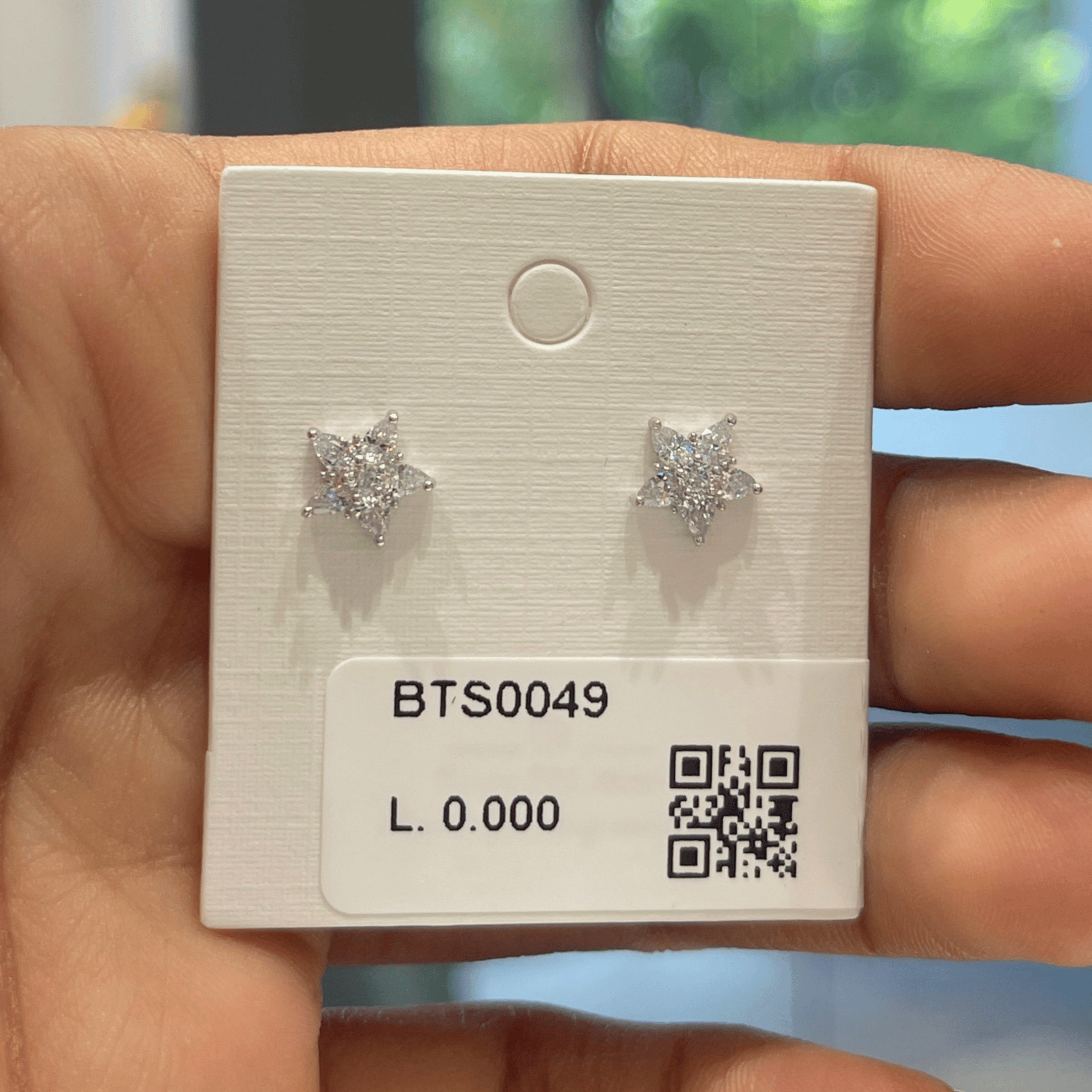 Elegant  Studs