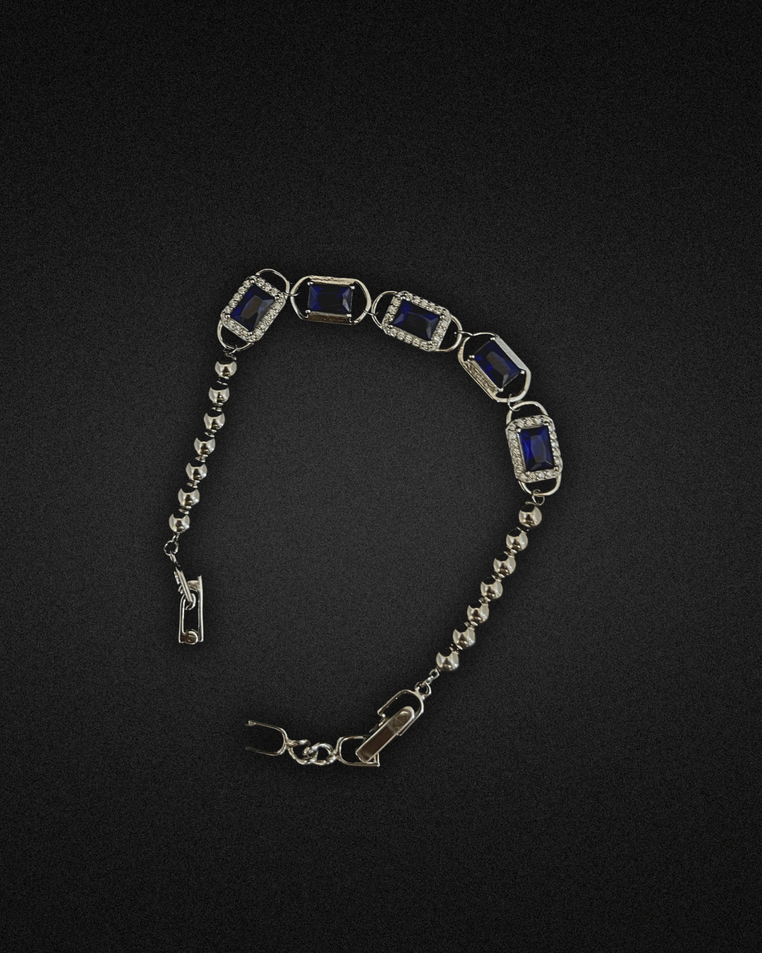 Elegant Blue Dimond Bracelt