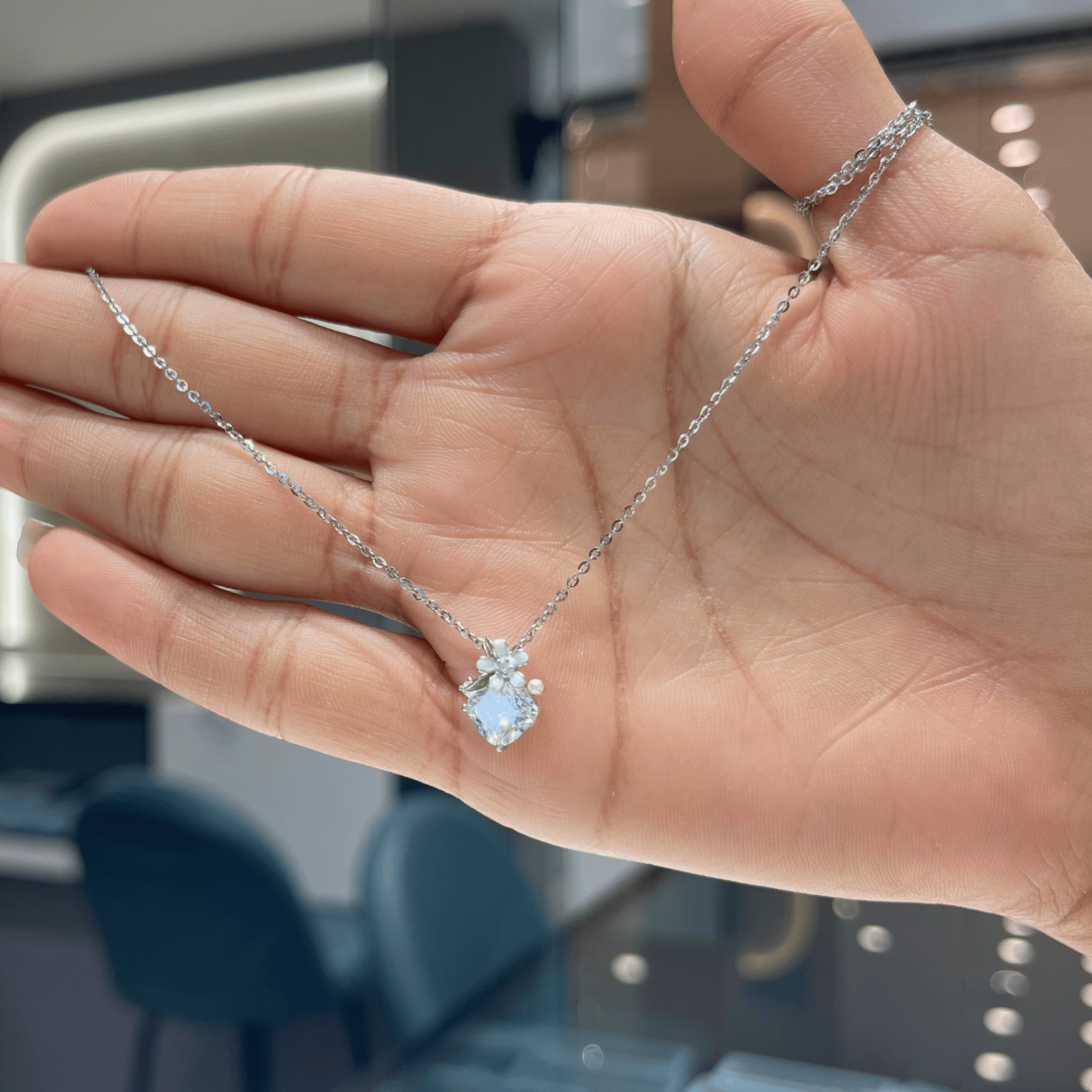 925 Silver Stylish Chain Pendant