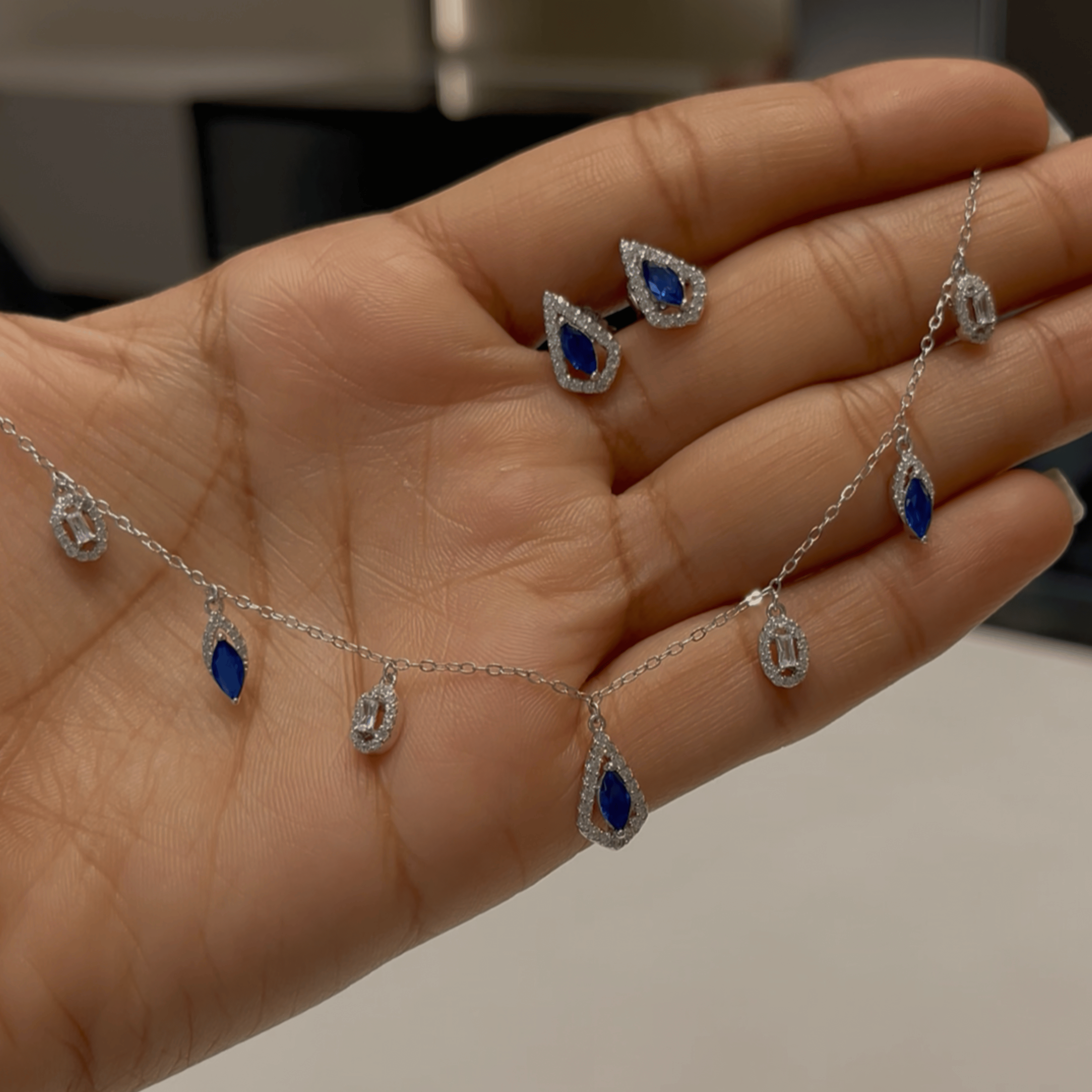 925 Silver Royal Blue Drop Charm Necklace Set