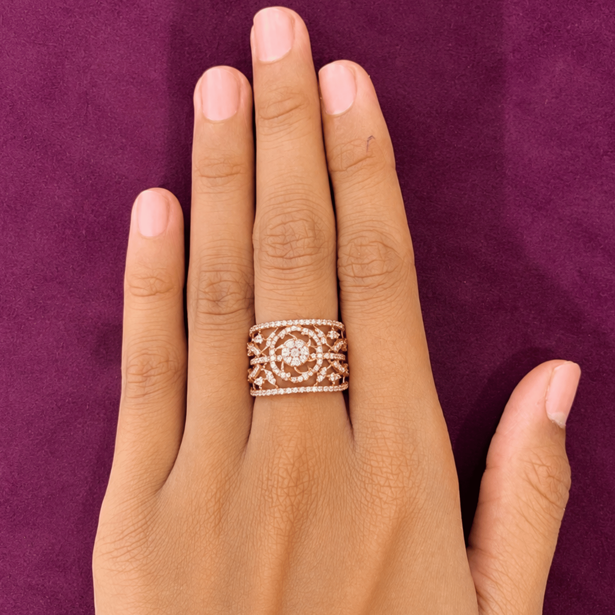 Lunevia Luxe Ring