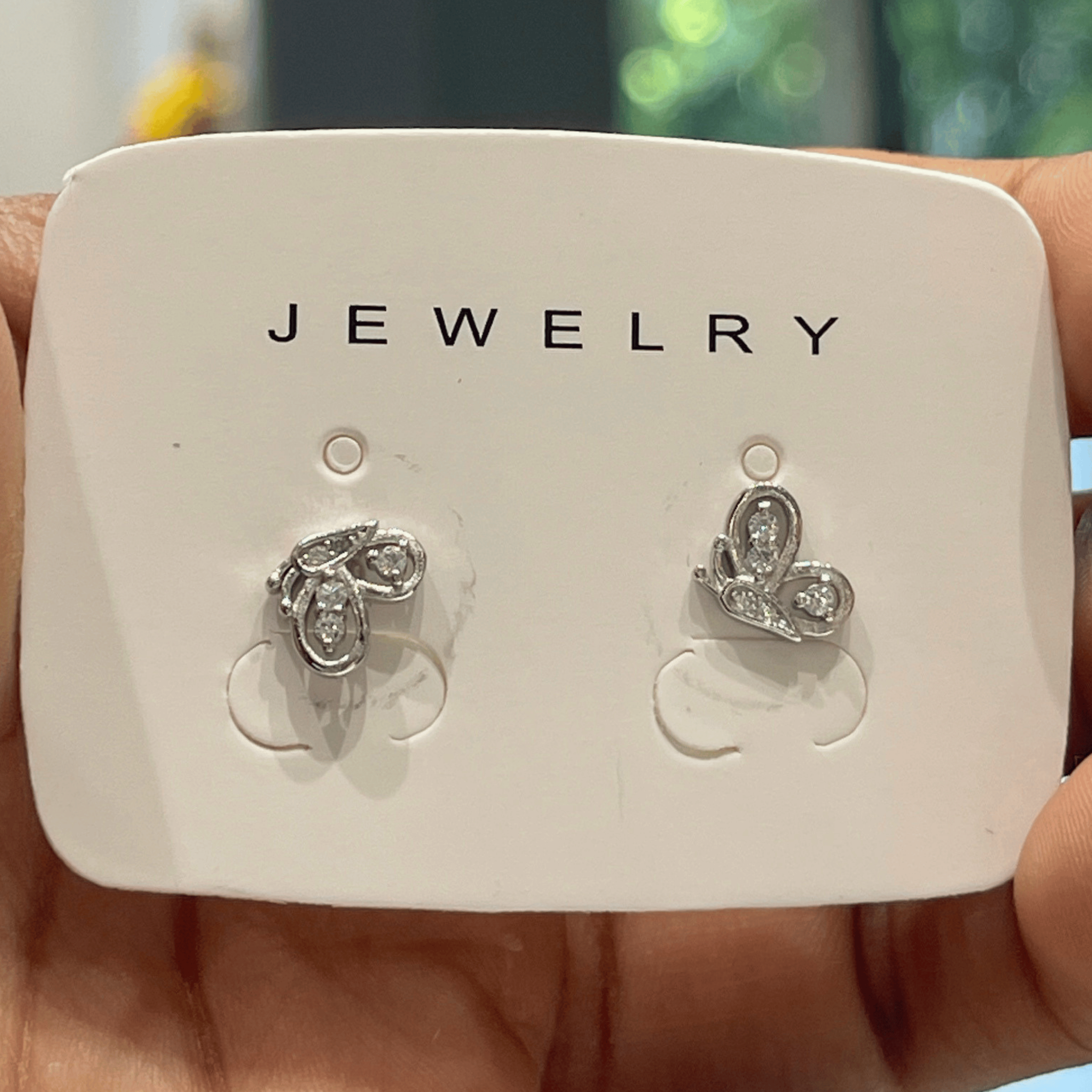 Twinkling  Studs