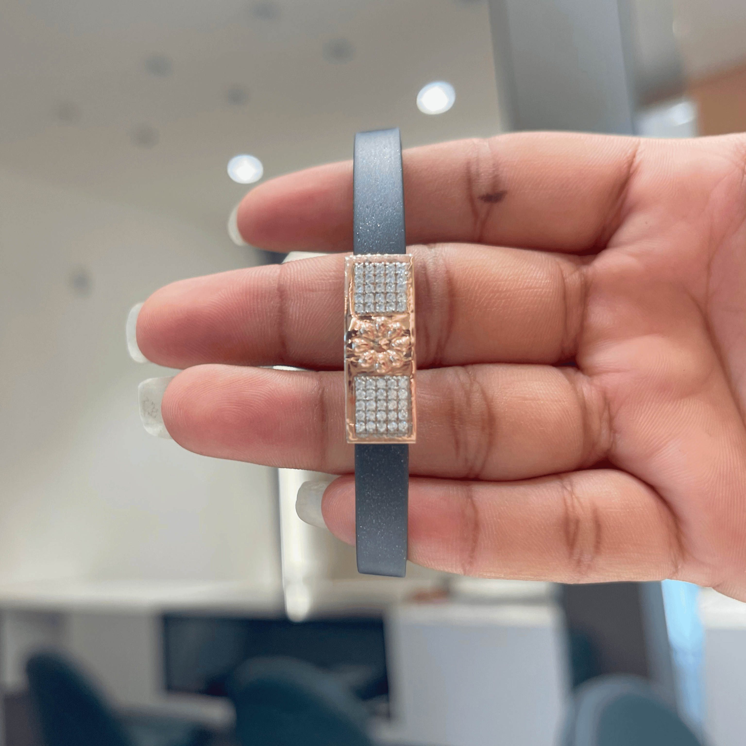 Diamond Glow Kada