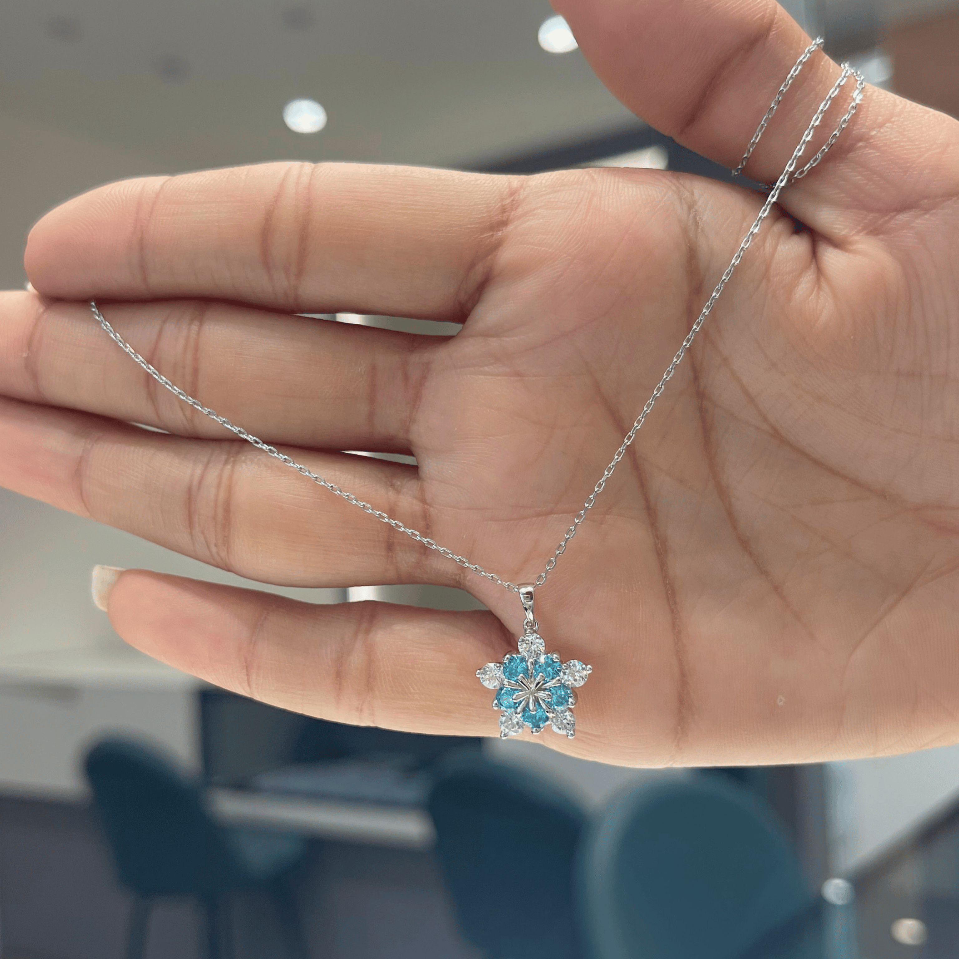 925 Silver Lightweight Chain Pendant