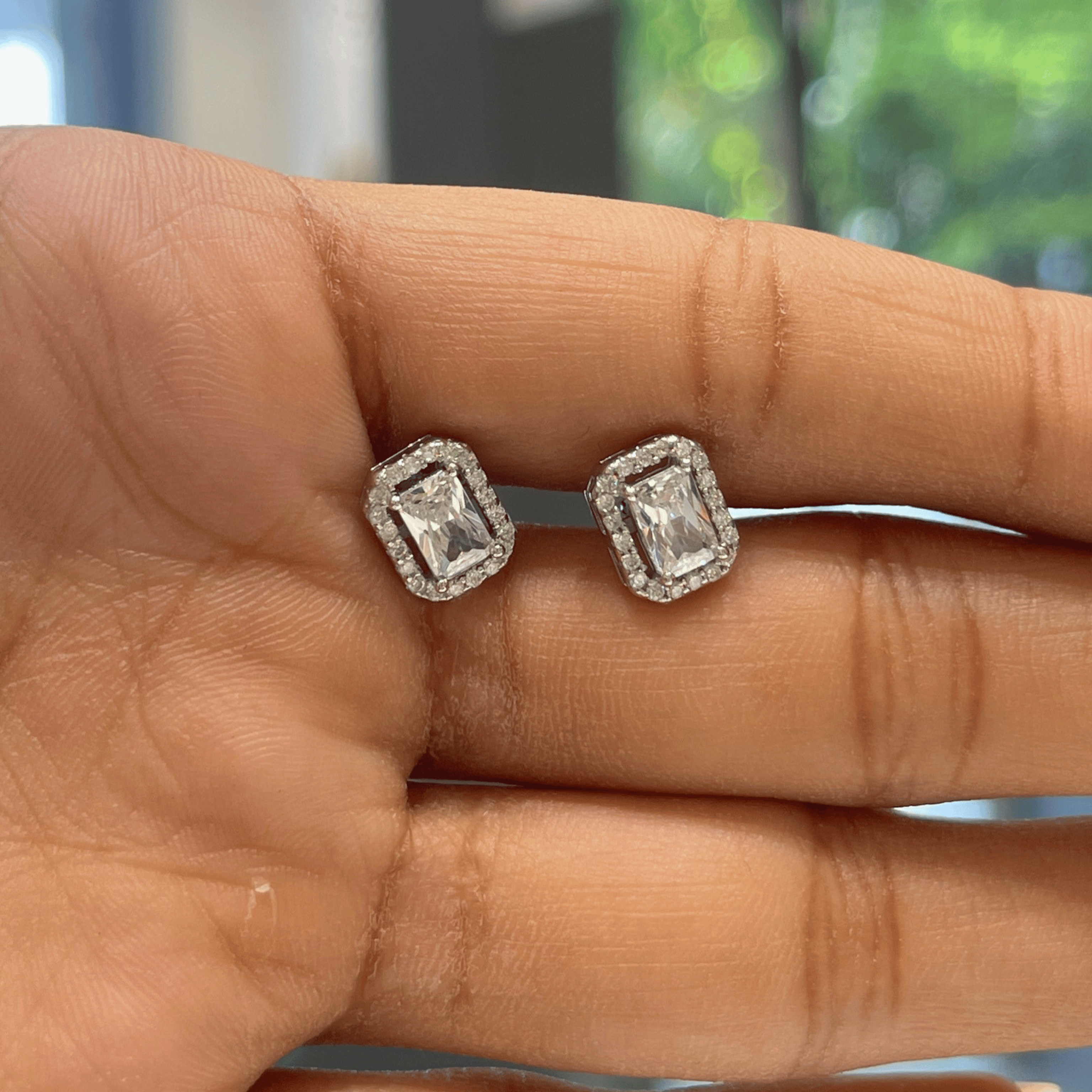 Royal Pearl Earrings