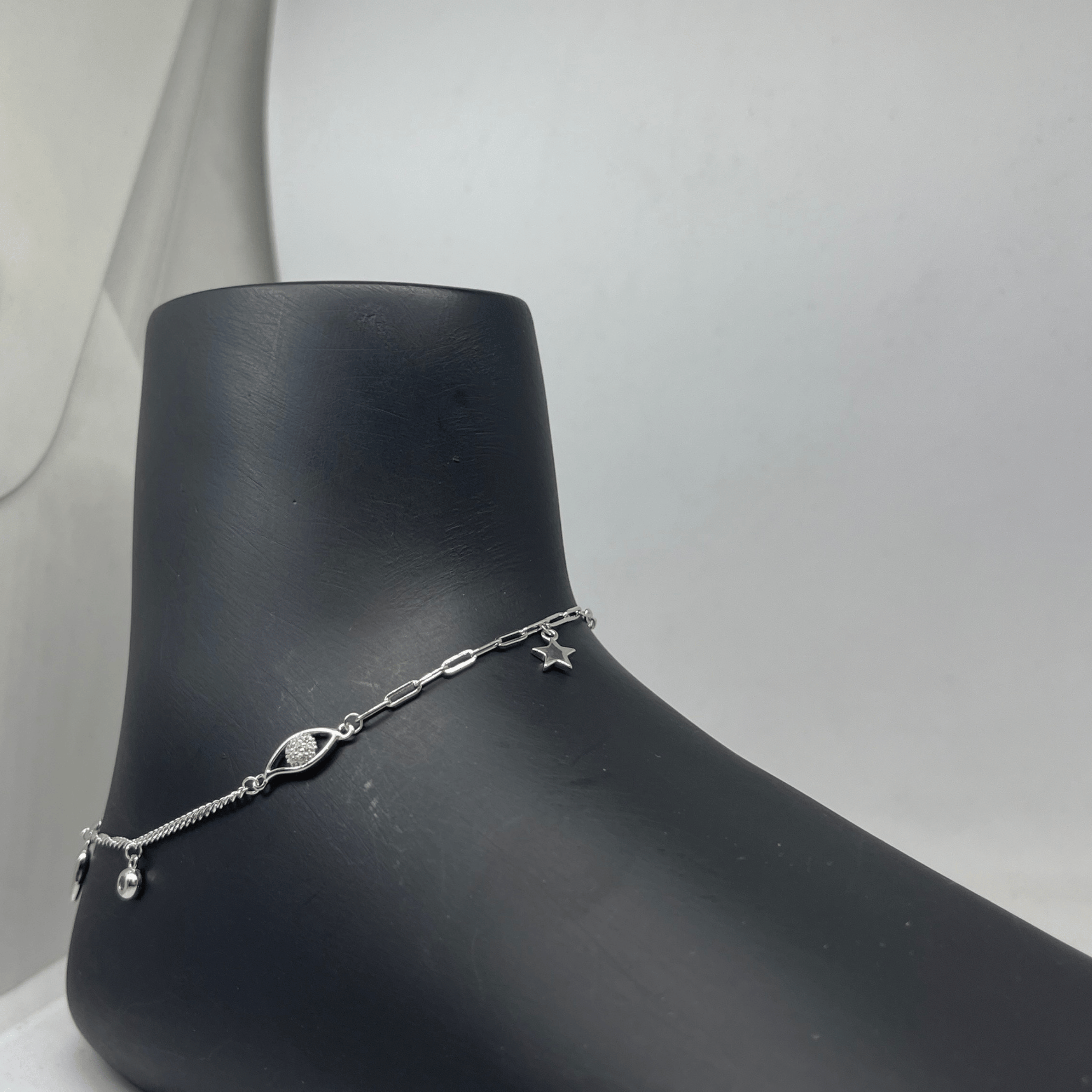 Soft Spark Chain