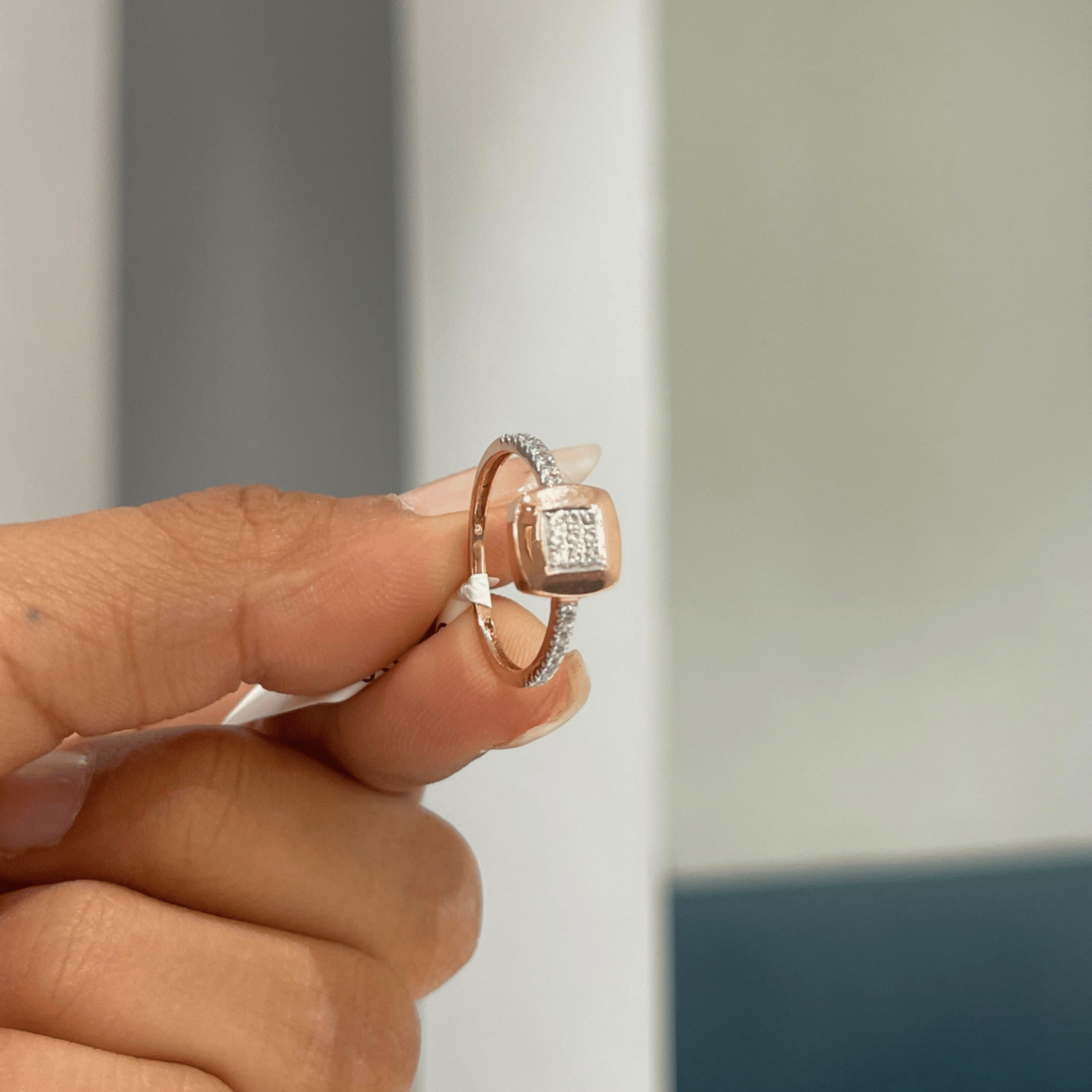 Luxe Orbit Spark Ring